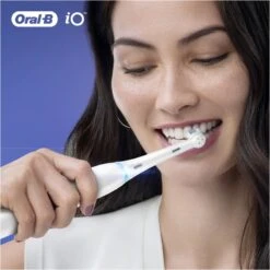 Oral B IO Ultimate Clean -Soins Dentaires oral b io ultimate clean tetes de remplacement pour brosse a dents 4