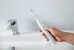 Philips Sonicare 4300 HX6807/35 7 Philips Sonicare 4300 HX6807/35 -Soins Dentaires philips sonicare 4300 hx6807 35 brosse a dents electrique sonique 2