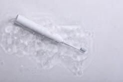 USMILE P1 6 USMILE P1 -Soins Dentaires usmile p1 brosse a dents sonique 1